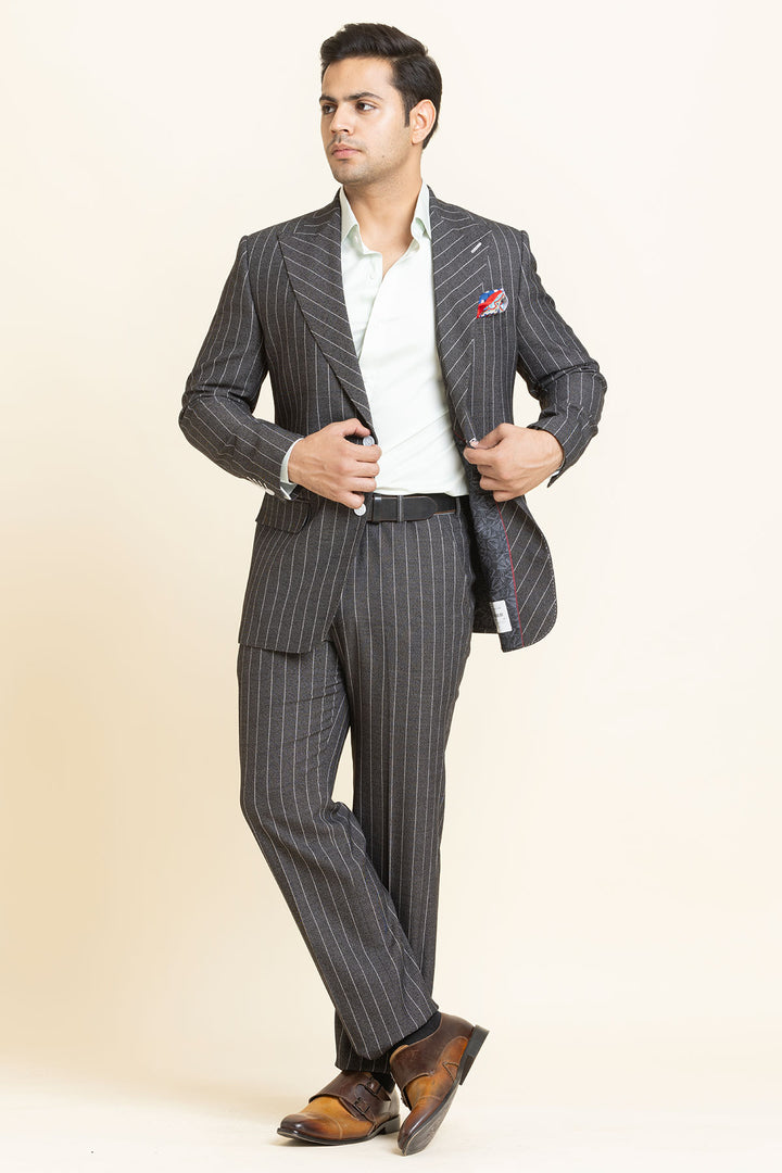 The Executive Crest ensemble business class suit