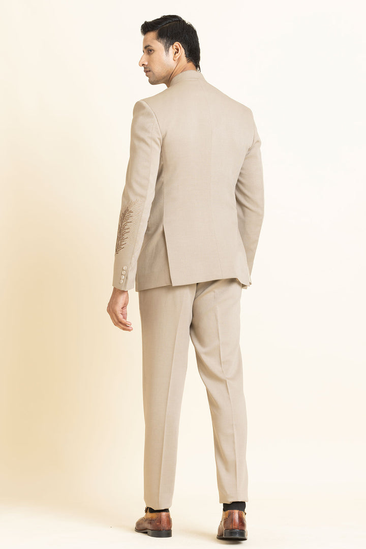 The Feathered Dune Bandhgala