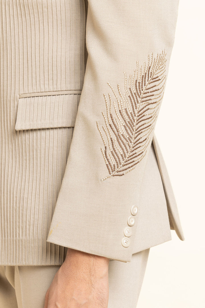 The Feathered Dune Bandhgala