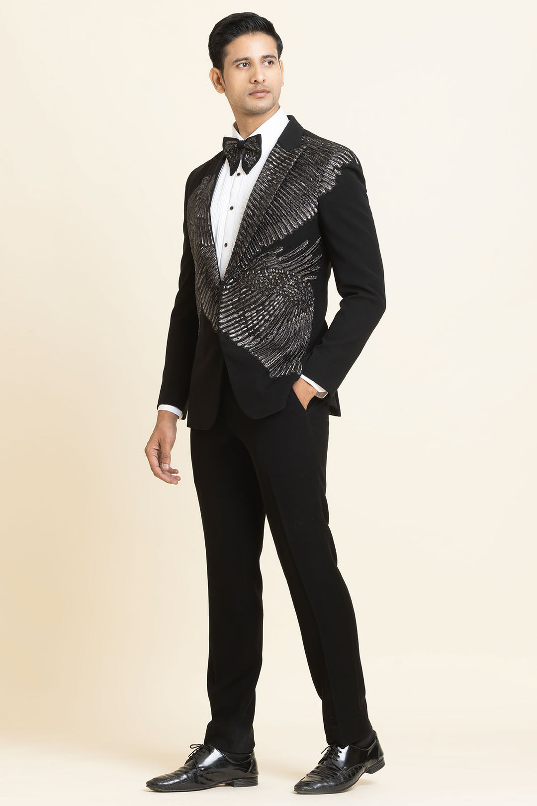 The Noir eclat Tuxedo