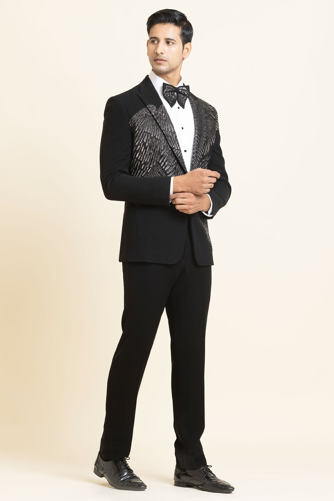 The Noir eclat Tuxedo