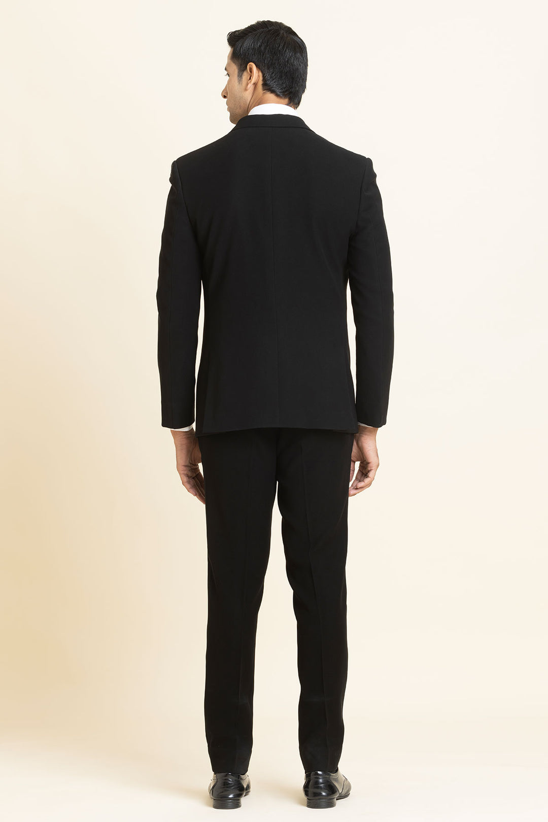 The Noir eclat Tuxedo