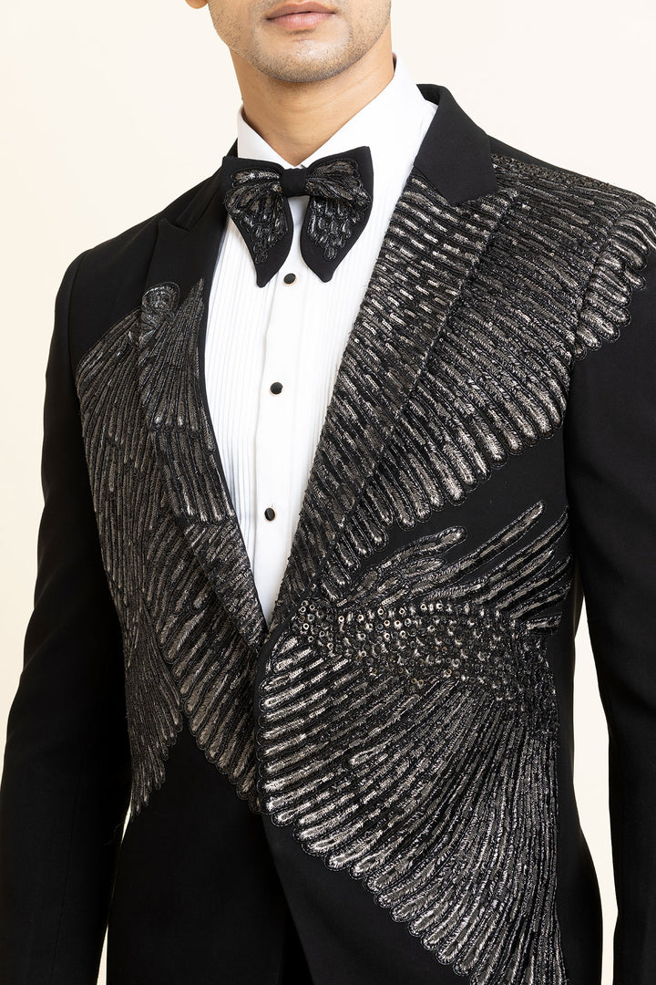 The Noir eclat Tuxedo