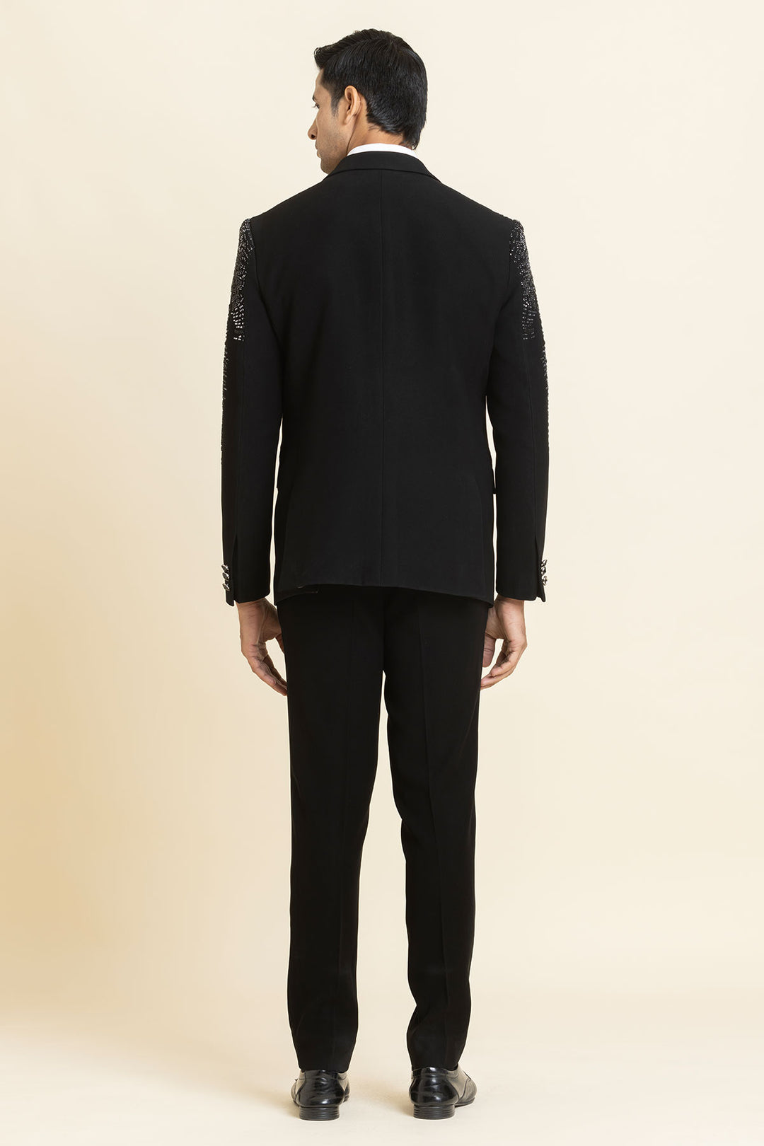 The Obsidian precision tuxedo set